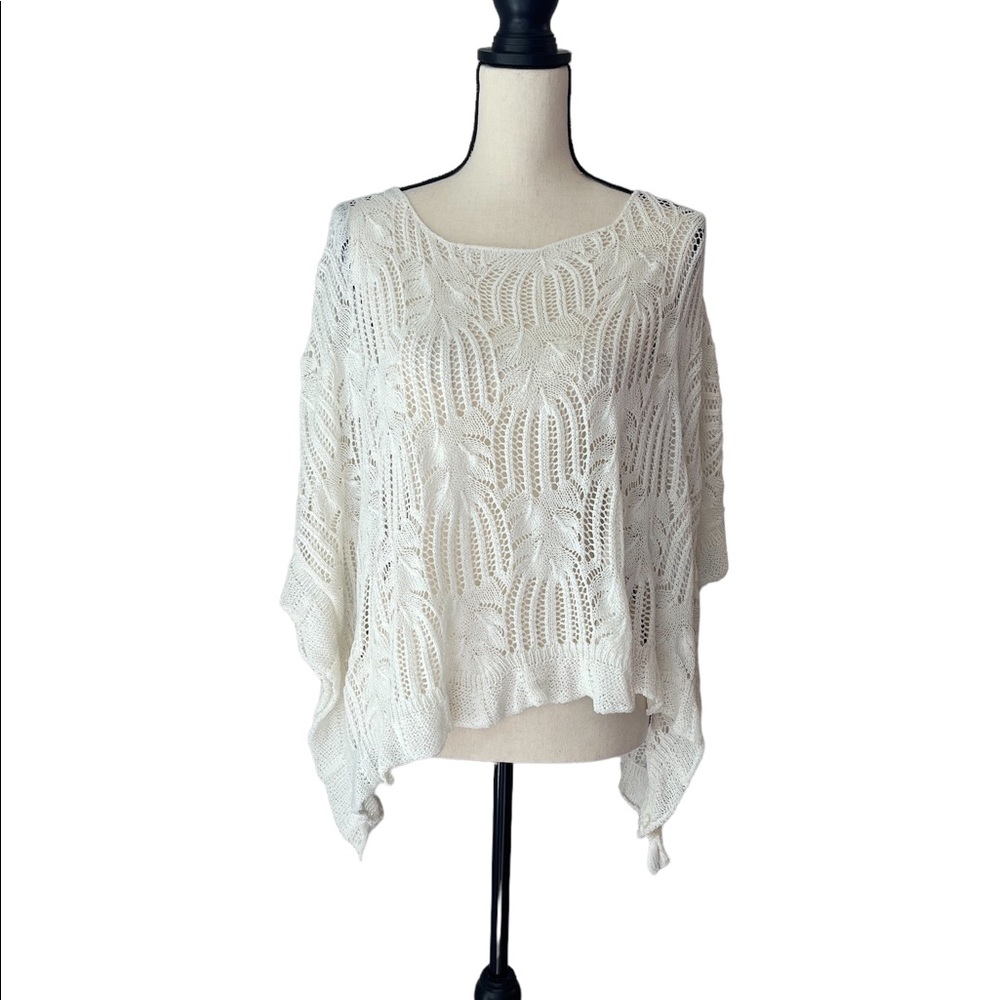 South Moon Under Sweater Poncho, Size XS/S